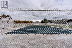 View of swimming pool - 