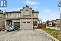 425 TAYLOR Crescent  Burlington, ON L7L 6J8