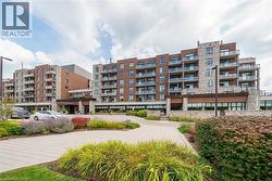 View of apartment building / complex - 