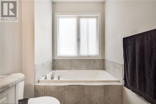 26 Bentgrass Drive, Welland, ON - Indoor Photo Showing Bathroom