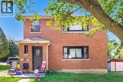 21 BEVERLEY Street Unit# (LOWER)  Waterloo, ON N2L 2H5