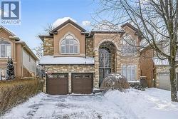 248 CLOVERLEAF Drive  Ancaster, ON L9K 1T2
