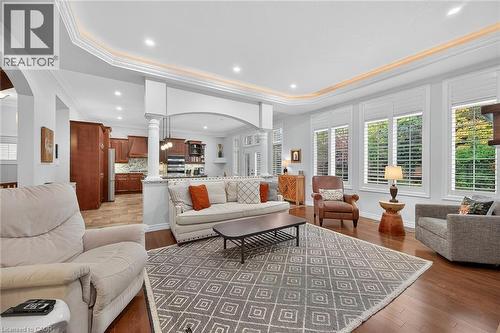 248 Cloverleaf Drive, Ancaster, ON - Indoor Photo Showing Living Room