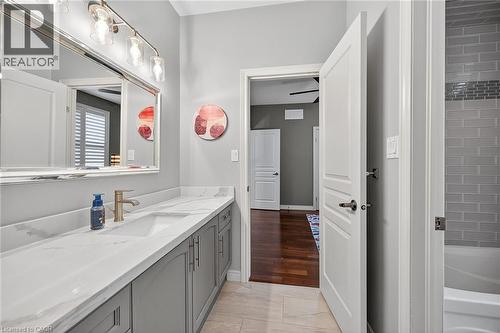 248 Cloverleaf Drive, Ancaster, ON - Indoor Photo Showing Bathroom