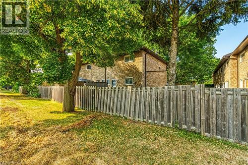 18 Riverdale Drive, Hamilton, ON - Outdoor