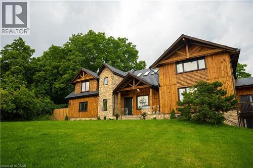 2019 Dundas Street, Burlington, ON - Outdoor