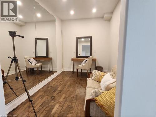 2019 Dundas Street, Burlington, ON - Indoor