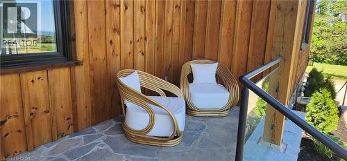 2019 Dundas Street, Burlington, ON - Indoor