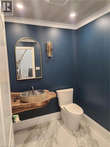 Entry Bathroom - 2019 Dundas Street, Burlington, ON - Indoor Photo Showing Bathroom