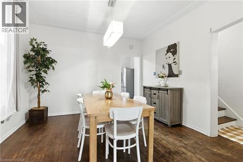 44 Holton Avenue N, Hamilton, ON - Indoor Photo Showing Dining Room