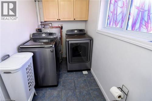 53 Seventh Avenue, Brantford, ON - Indoor Photo Showing Laundry Room