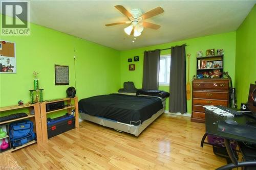 53 Seventh Avenue, Brantford, ON - Indoor Photo Showing Bedroom