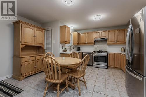 606 Williamson Court, Burlington, ON - Indoor Photo Showing Other Room