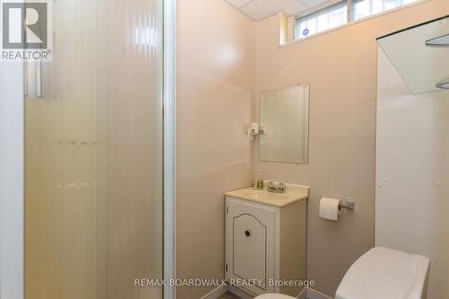 323 Fullerton Avenue, Ottawa, ON - Indoor Photo Showing Bathroom