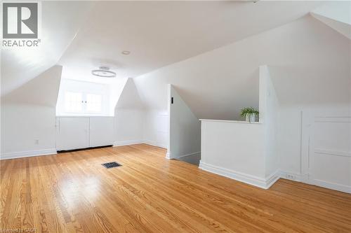 272 Stinson Crescent, Hamilton, ON - Indoor Photo Showing Other Room