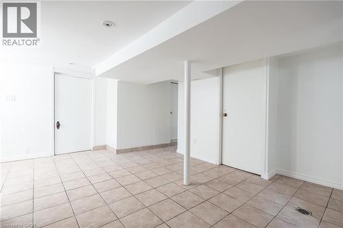 272 Stinson Crescent, Hamilton, ON - Indoor Photo Showing Other Room