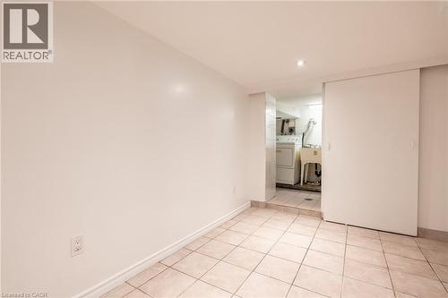 272 Stinson Crescent, Hamilton, ON - Indoor Photo Showing Other Room