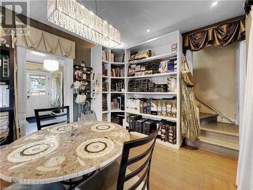 273-275 Brant Avenue, Brantford, ON - Indoor