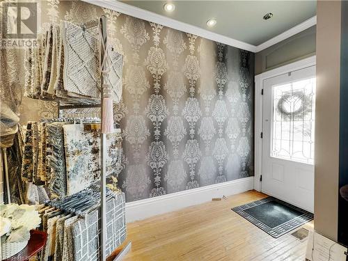 273-275 Brant Avenue, Brantford, ON - Indoor Photo Showing Other Room