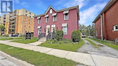 273-275 Brant Avenue, Brantford, ON - Outdoor