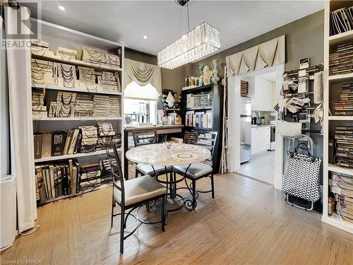 273-275 Brant Avenue, Brantford, ON - Indoor