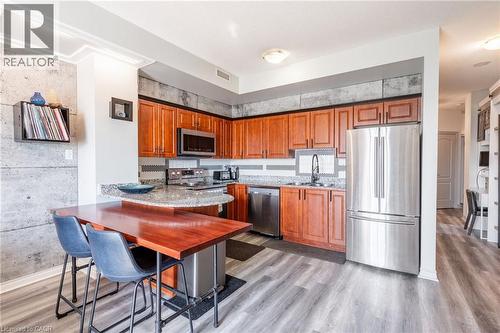 135 James Street S Unit# 612, Hamilton, ON - Indoor Photo Showing Kitchen