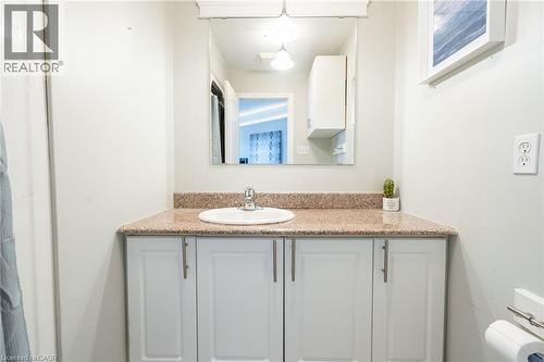 135 James Street S Unit# 612, Hamilton, ON - Indoor Photo Showing Bathroom