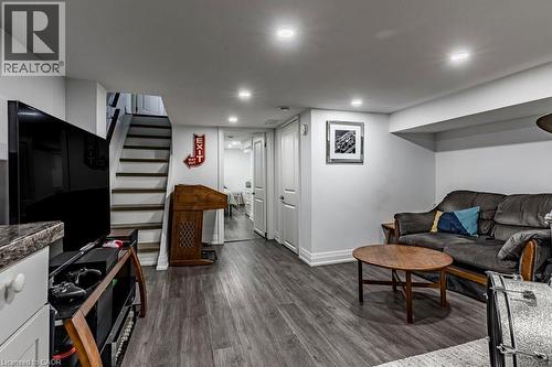 67 Gage Avenue N, Hamilton, ON - Indoor