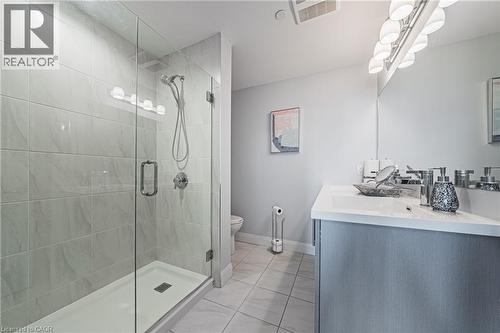 1 Redfern Avenue Unit# 317, Hamilton, ON - Indoor Photo Showing Bathroom