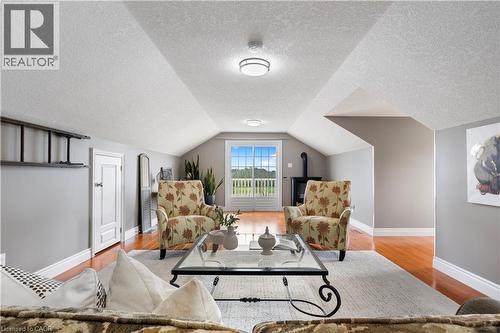 1794 Seaton Road, Cambridge, ON - Indoor Photo Showing Other Room