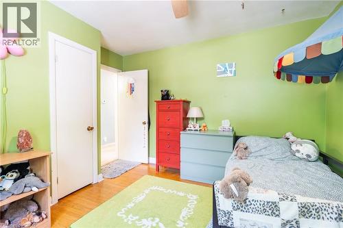 458 Elwood Road, Burlington, ON - Indoor Photo Showing Bedroom