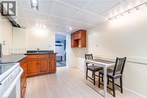 458 Elwood Road, Burlington, ON - Indoor Photo Showing Kitchen With Double Sink