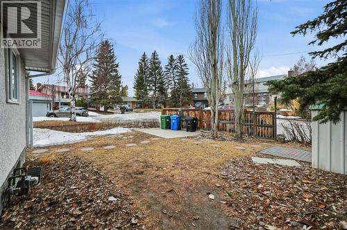 471 Dalmeny Hill Nw, Calgary, AB - Outdoor