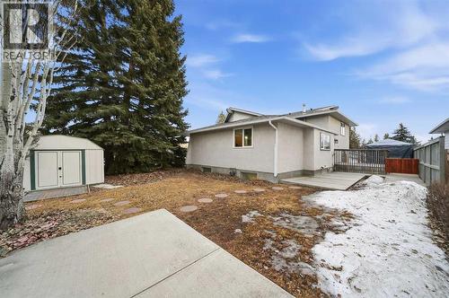 471 Dalmeny Hill Nw, Calgary, AB - Outdoor With Exterior