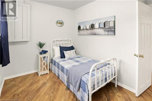 1954 Grayson Avenue, Fort Erie, ON - Indoor Photo Showing Bedroom
