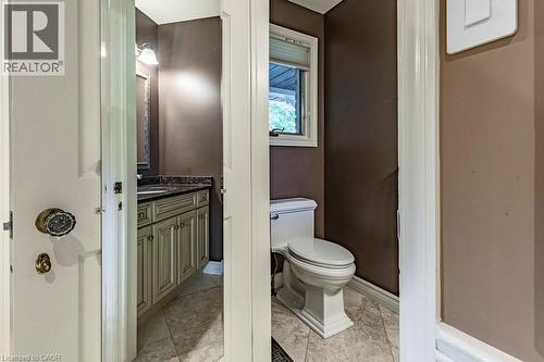225 Shoreacres Road, Burlington, ON - Indoor Photo Showing Bathroom