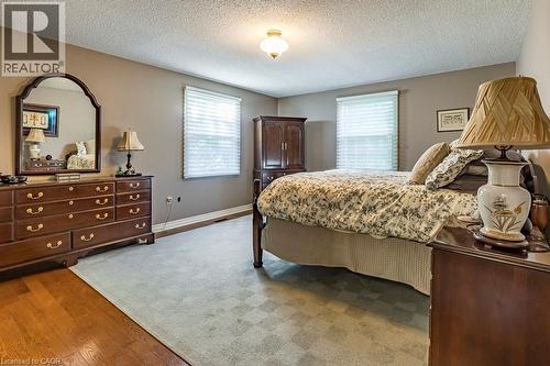 225 Shoreacres Road, Burlington, ON - Indoor Photo Showing Bedroom