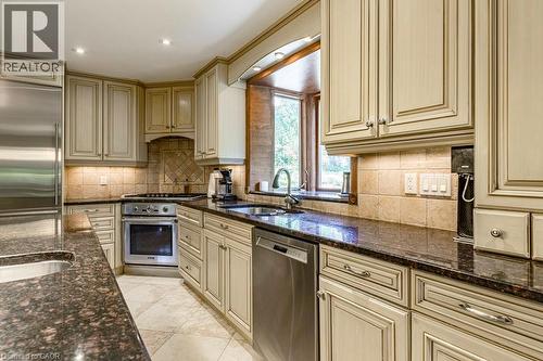 225 Shoreacres Road, Burlington, ON - Indoor Photo Showing Kitchen With Stainless Steel Kitchen With Double Sink With Upgraded Kitchen