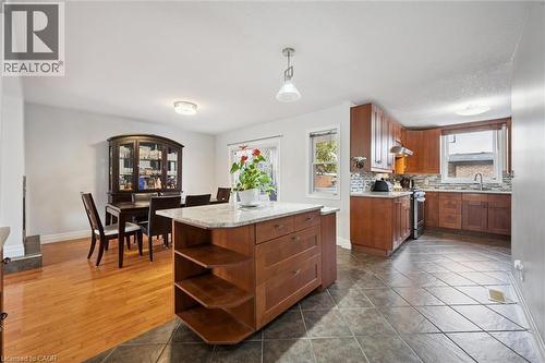 122 Grand River Boulevard, Kitchener, ON - Indoor