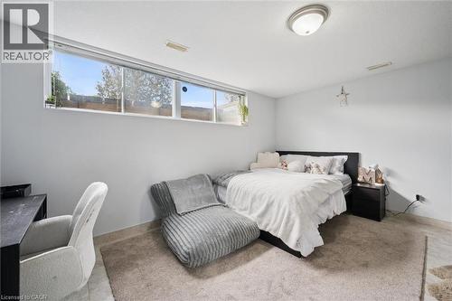 122 Grand River Boulevard, Kitchener, ON - Indoor Photo Showing Bedroom
