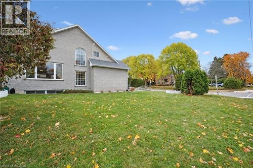 122 Grand River Boulevard, Kitchener, ON - Outdoor