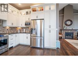 gas range and stainless steel fridge - 