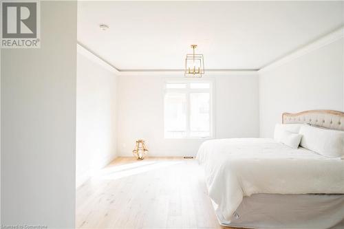 19 Oakley Drive, Niagara-On-The-Lake, ON - Indoor Photo Showing Bedroom