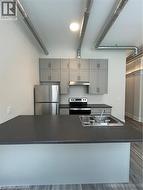 11 QUEEN Street Unit# 206  Brantford, ON N3T 3B1