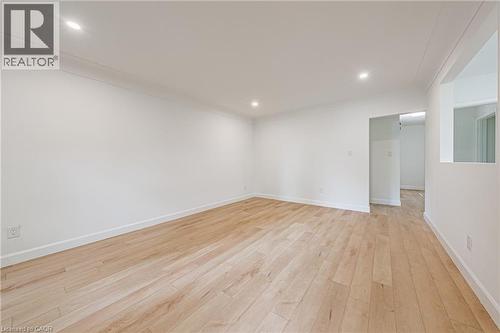 224 West 16Th Street, Hamilton, ON - Indoor Photo Showing Other Room