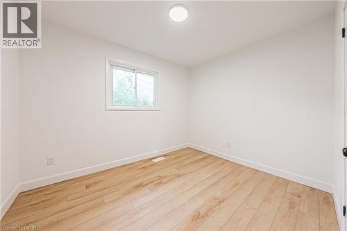 224 West 16Th Street, Hamilton, ON - Indoor Photo Showing Other Room