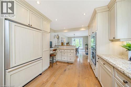 2157 8 Sideroad, Burlington, ON - Indoor Photo Showing Kitchen With Upgraded Kitchen