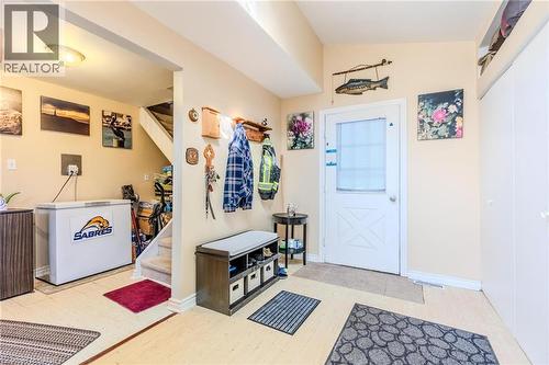 Foyer/mudroom entrance - 57 12Th Conc Road E Unit# 430, Flamborough, ON - Indoor Photo Showing Other Room