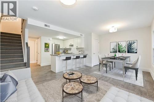 760 LAKESHORE Road E Unit# 207  Mississauga, ON L5E 1C7