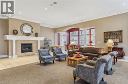 Large party room, perfect for family gatherings. - 